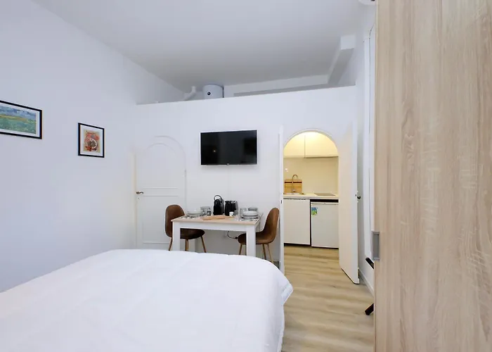 Suity I Cozy Barberini Apartment Rom